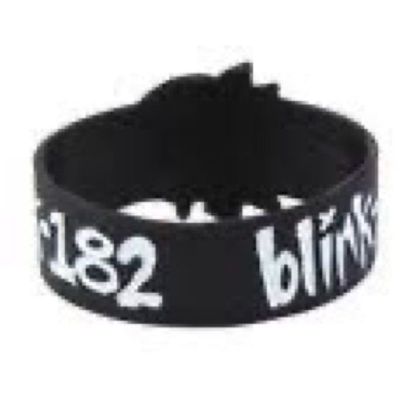 ISO!!! Blink-182 Wristband / Rubber Bracelet - Picture 3 of 6